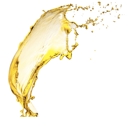 How you can use oil to remove makeup