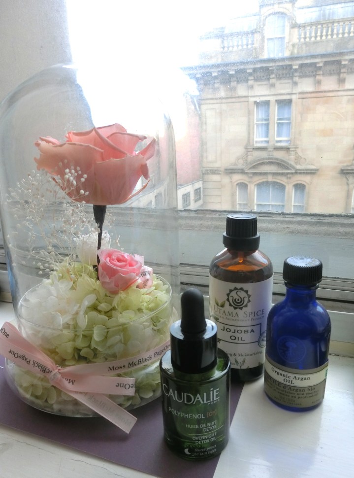 neals yard argan oil caudaliePolyphenol C15 jojoba oil.JPG