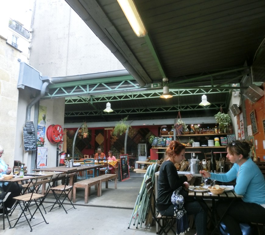 al fresco Marche des Enfants Rouges followmeesh blog