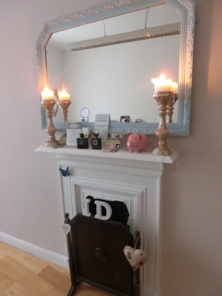 decor-inside-treatment-room-of-id-your-beauty