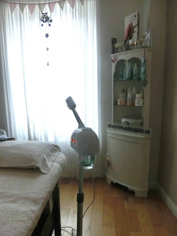 i-d-your-beauty-newcastle-prilgrim-street-treatment-room-followmeesh-review-dermalogica