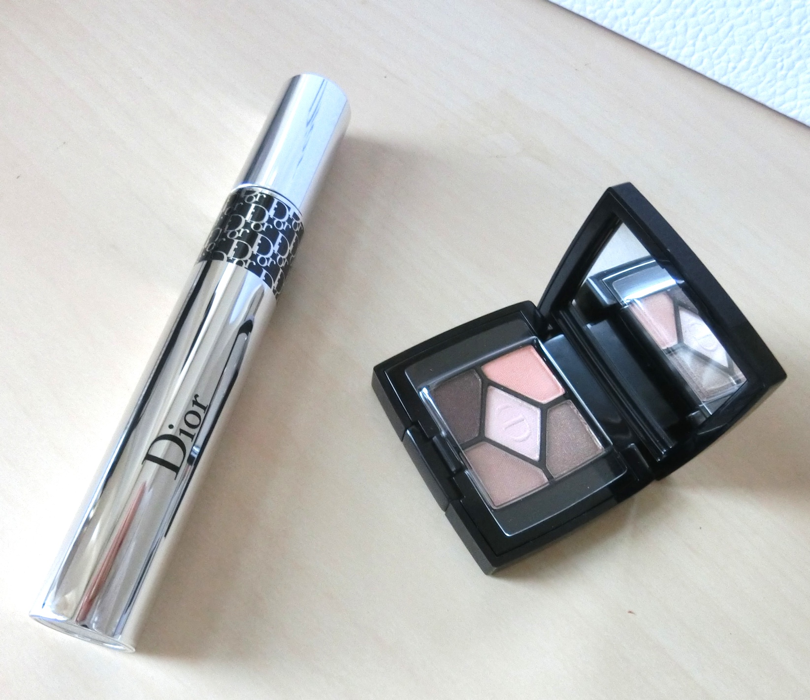 Review Gift Guide Dior Iconic overcurl mascara & mini 5 Couleurs